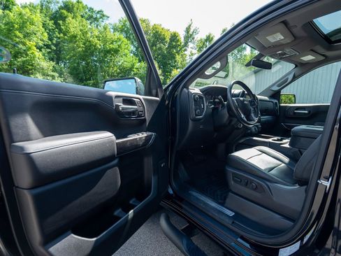 Used 2019 Chevrolet Silverado 1500 LTZ w/ LTZ Plus Package AWD/4WD image 11