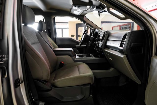 Used 2022 Ford F350 XLT w/ XLT Premium Package AWD/4WD image 36