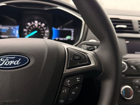 Used 2018 Ford Fusion S image 28