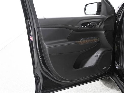 Used 2021 GMC Acadia Denali w/ LPO, Floor Liner Package image 4