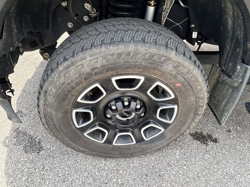 Certified 2023 Ford F250 Platinum AWD/4WD image 32