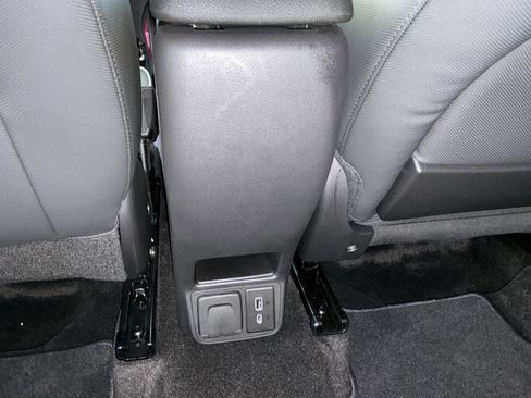 Used 2023 Chevrolet TrailBlazer RS w/ Sun and Liftgate Package image 29