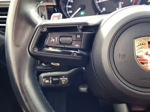 Used 2023 Porsche Macan Turbo AWD/4WD image 18