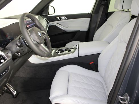 New 2026 BMW X5 xDrive40i w/ M Sport Package image 5