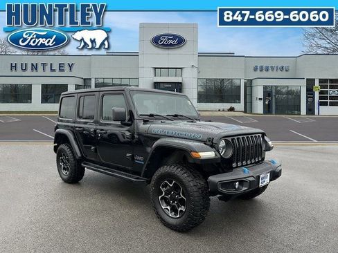 Used 2021 Jeep Wrangler Unlimited Rubicon 4xe w/ Dual Top Group AWD/4WD image 4