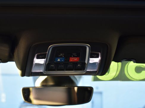 Used 2020 RAM 1500 Big Horn w/ Built-to-serve Edition image 31