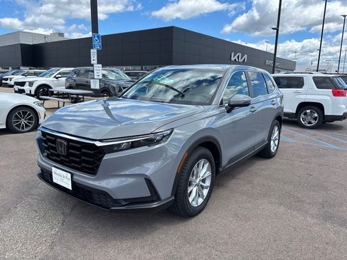 Used 2024 Honda CR-V EX image 1