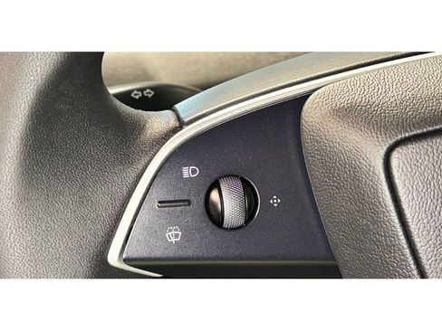 Used 2026 Tesla Model Y Long Range image 22