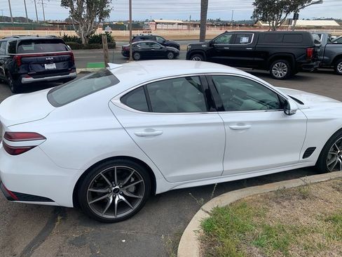 Used 2024 Genesis G70 2.5T AWD/4WD image 5