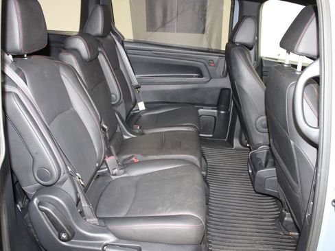 Used 2024 Honda Odyssey Sport image 32