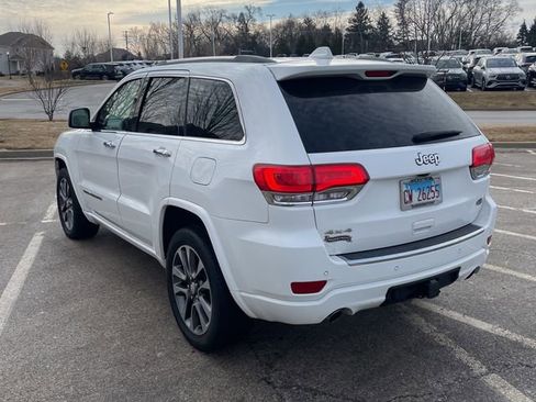 Used 2018 Jeep Grand Cherokee Overland image 3