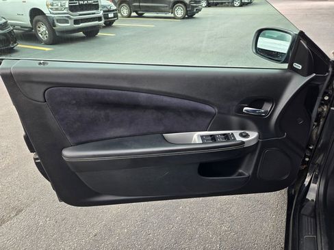 Used 2013 Chrysler 200 S FWD image 14