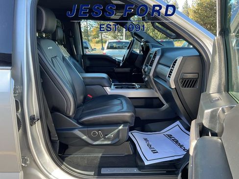 Used 2019 Ford F250 Platinum w/ Platinum Ultimate Package image 9