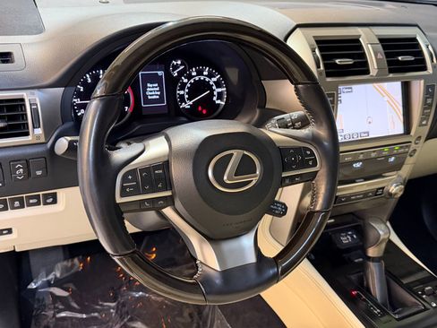 Used 2021 Lexus GX 460 Premium AWD/4WD image 4