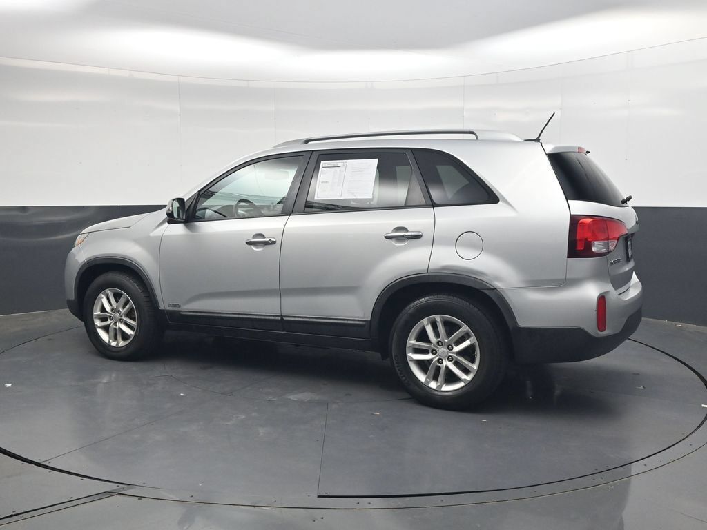 Used 2015 Kia Sorento LX AWD/4WD image 8