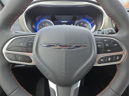 New 2026 Chrysler Pacifica Pinnacle AWD/4WD image 24