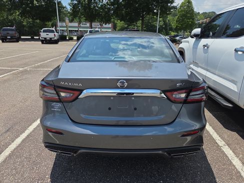 Used 2021 Nissan Maxima 3.5 SV w/ Floor Mat Group FWD image 4