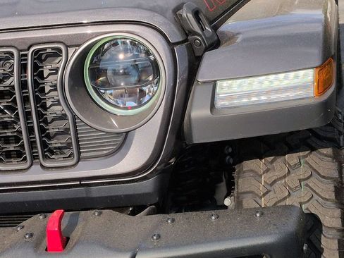 New 2026 Jeep Gladiator Rubicon AWD/4WD image 8
