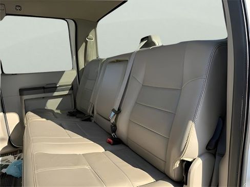 Used 2010 Ford F350 XLT image 13