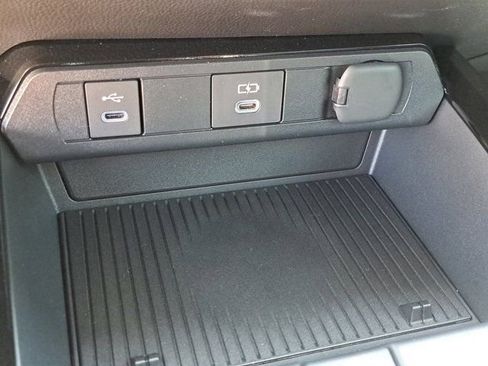 New 2025 Toyota Prius XSE image 24