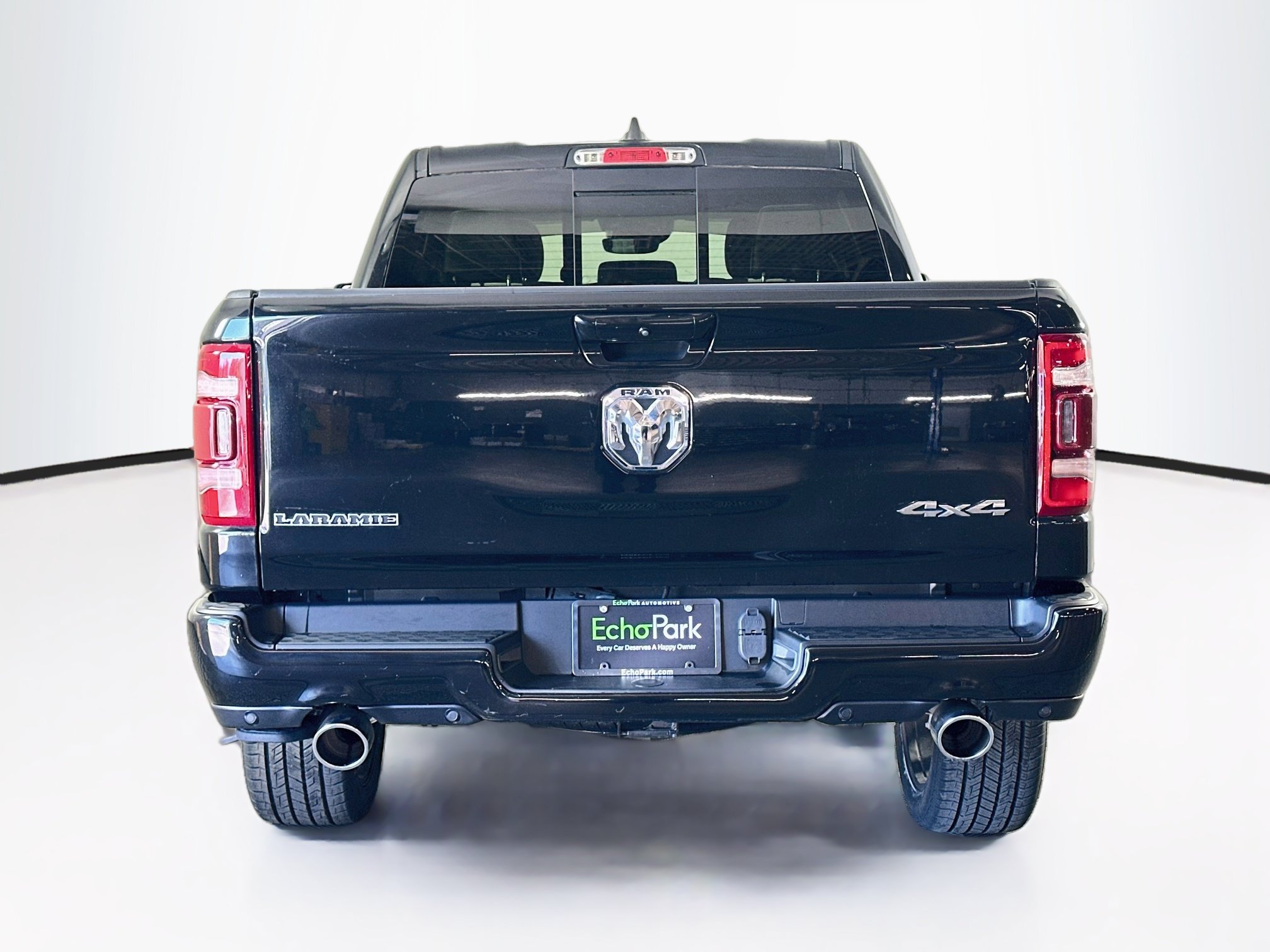 Used 2023 RAM 1500 Laramie AWD/4WD image 7