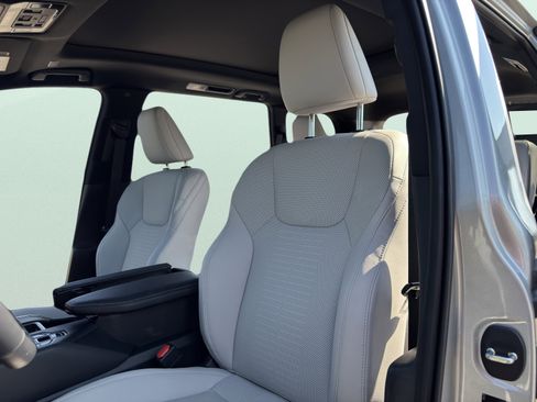 Used 2025 Lexus TX 350 AWD image 19