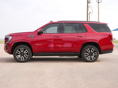Used 2023 GMC Yukon AT4 w/ AT4 Premium Plus Package AWD/4WD image 7