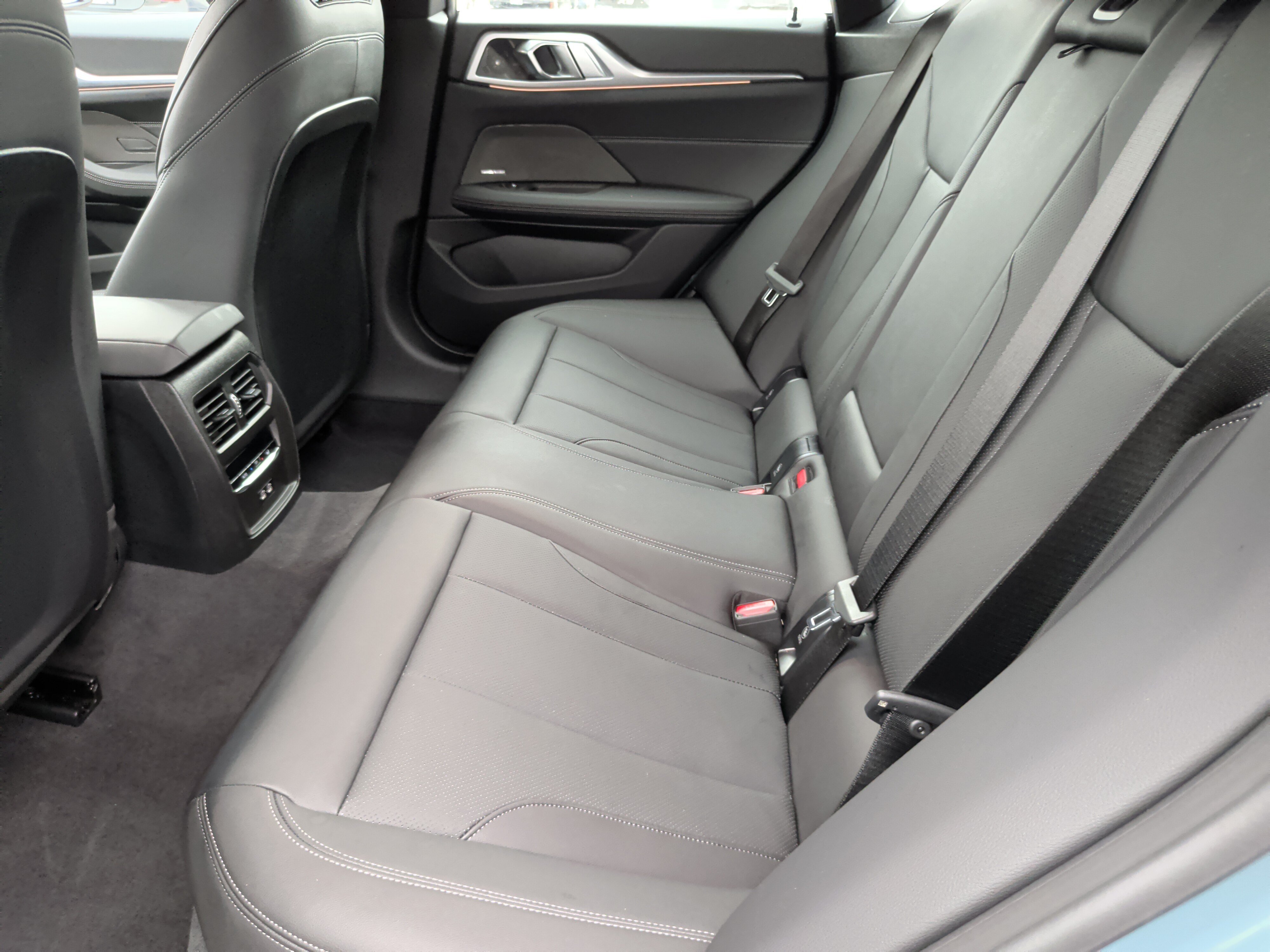 Certified 2026 BMW 430i w/ Premium Package RWD image 35
