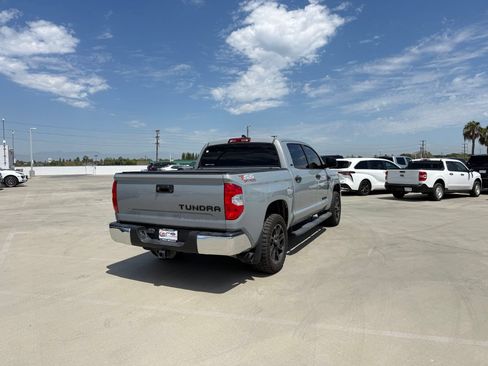Used 2020 Toyota Tundra SR5 w/ SR5 Leather Package RWD image 3