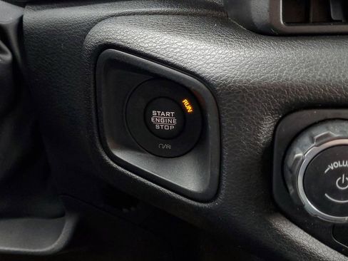 Used 2024 Jeep Wrangler Sport S image 16