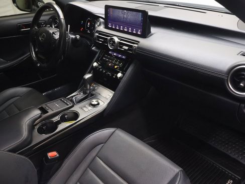 Used 2022 Lexus IS 350 F Sport image 11