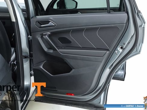 Used 2024 Volkswagen Tiguan SE w/ Panoramic Sunroof Package FWD image 69