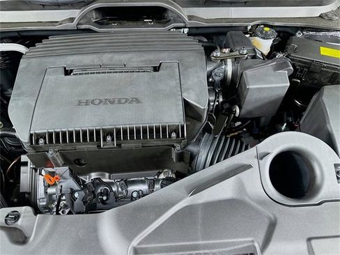 New 2025 Honda Pilot Sport image 10