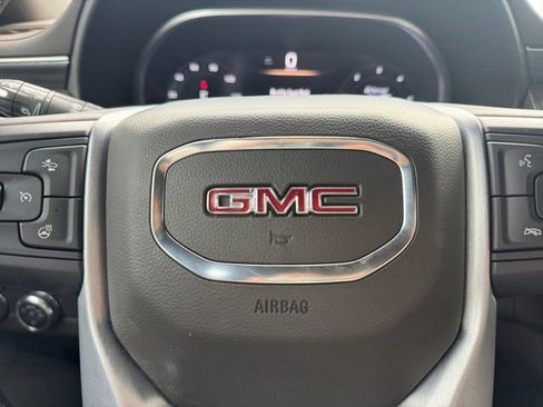 Certified 2023 GMC Yukon XL SLT w/ SLT Premium Package image 10