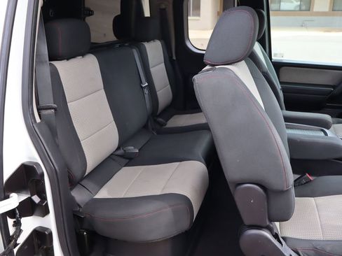 Used 2008 Nissan Titan PRO-4X image 21