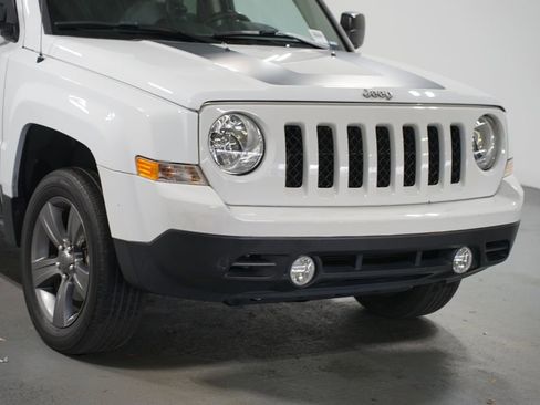 Used 2017 Jeep Patriot Sport w/ Power Value Group image 4