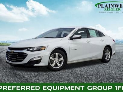 Used 2024 Chevrolet Malibu LS w/ Driver Confidence Package