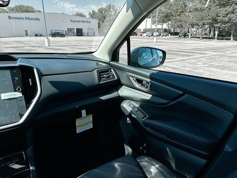 New 2026 Subaru Ascent Limited AWD/4WD image 30