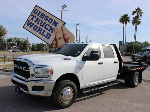 Used 2024 RAM 3500 Tradesman w/ Chrome Appearance Group AWD/4WD image 1