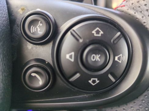 Used 2019 MINI Cooper S w/ Premium Package image 16