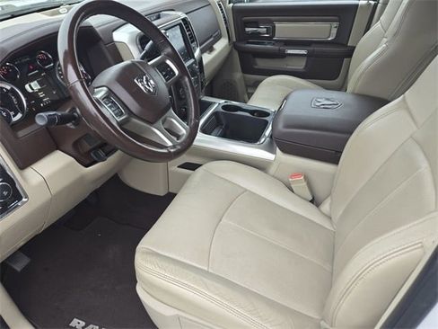 Used 2018 RAM 2500 Laramie w/ Convenience Group image 15