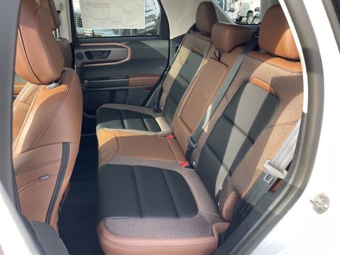 New 2025 Ford Bronco Sport Outer Banks w/ Outer Banks Tech Package+ AWD/4WD image 18
