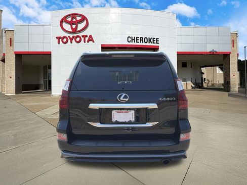 Used 2020 Lexus GX 460 Premium image 6