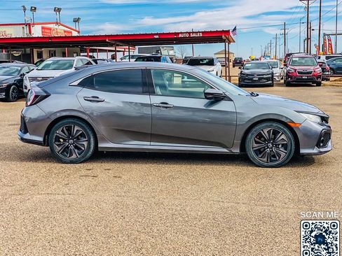 Used 2019 Honda Civic EX image 9