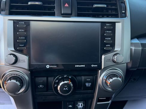 Used 2022 Toyota 4Runner SR5 Premium image 18