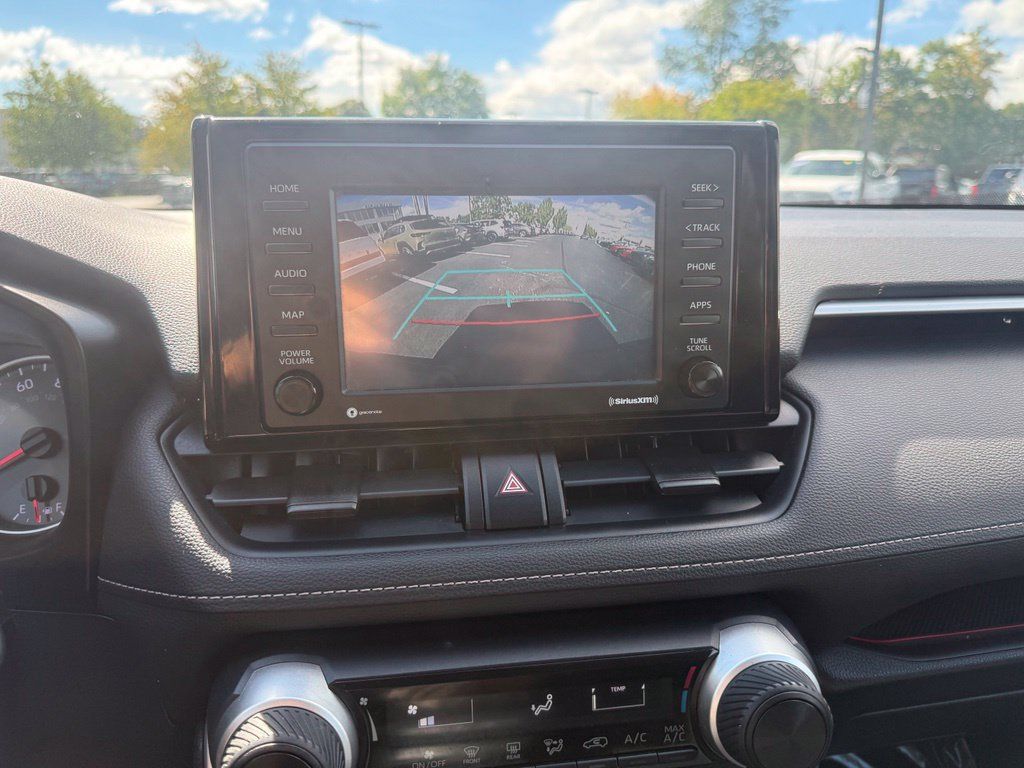 Used 2020 Toyota RAV4 LE w/ All Weather Liner Package AWD/4WD image 25