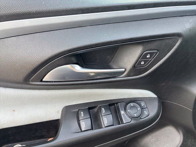 Used 2024 Buick Envista Preferred w/ Advanced Safety Package FWD image 21