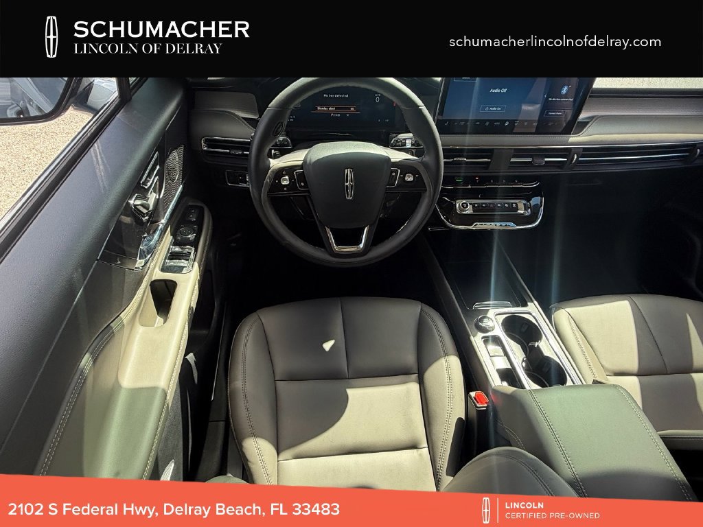 Certified 2025 Lincoln Corsair FWD image 14