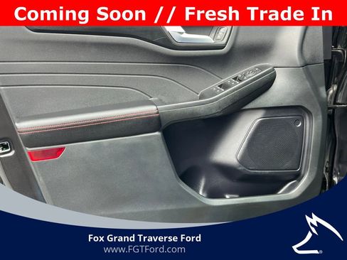 Certified 2022 Ford Escape SEL w/ SEL Stealth AWD Package image 15