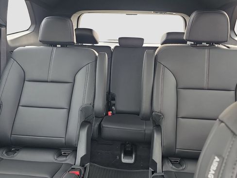 New 2026 GMC Acadia Elevation w/ Elevation Premium Package AWD/4WD image 12